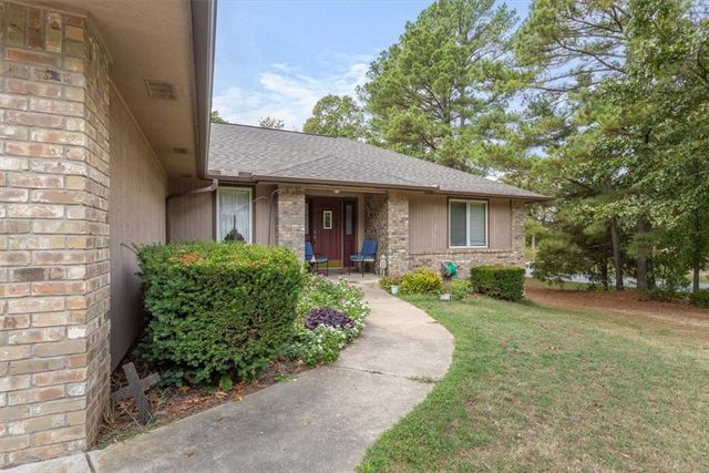 2 Penzance Drive, Bella Vista, AR 72714