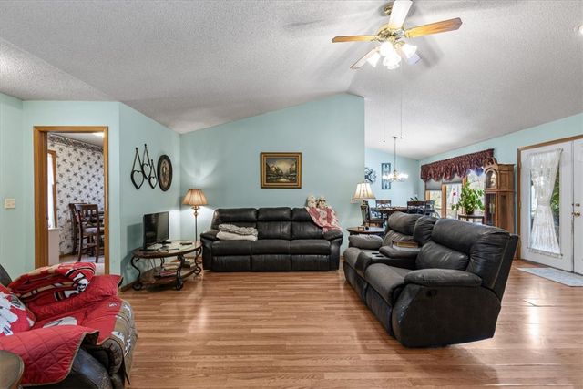 2 Penzance Drive, Bella Vista, AR 72714