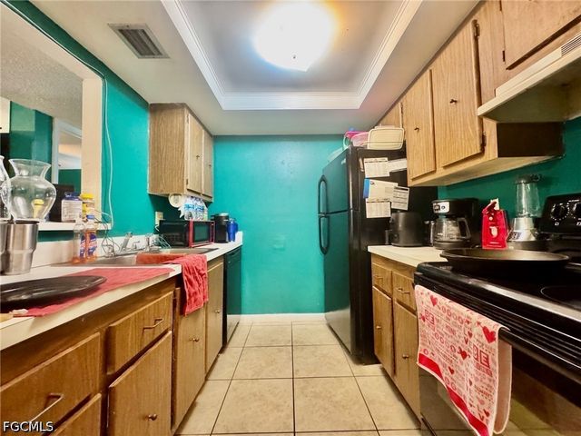3706 Broadway 12, Fort Myers, FL 33901