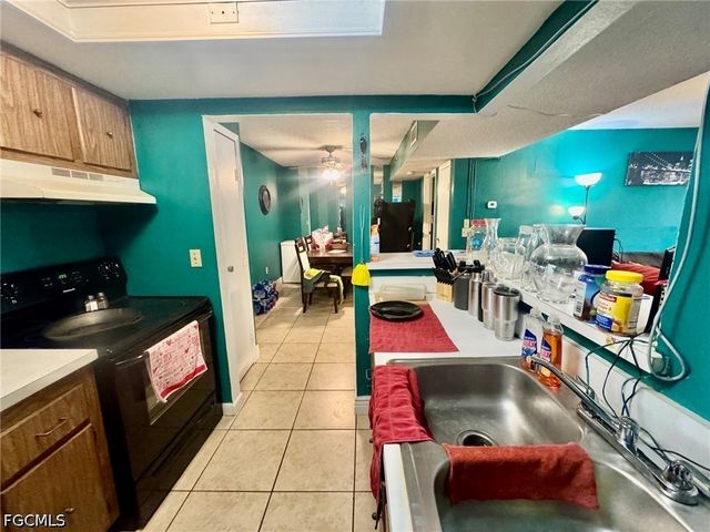 3706 Broadway 12, Fort Myers, FL 33901