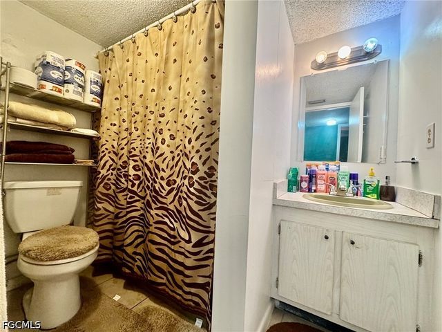 3706 Broadway 12, Fort Myers, FL 33901