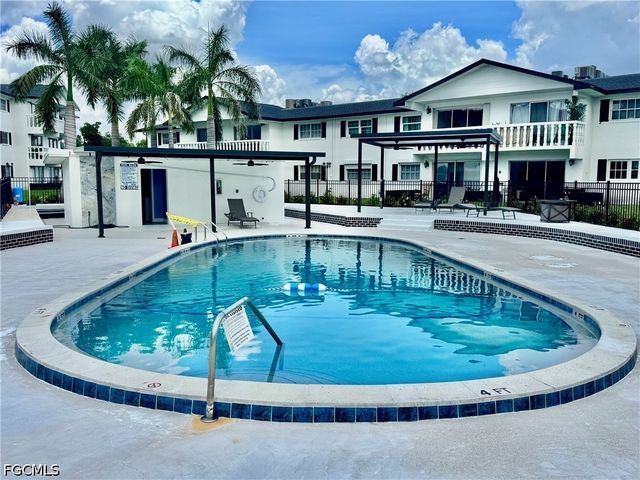 3706 Broadway 12, Fort Myers, FL 33901