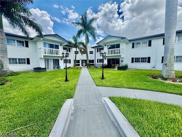 3706 Broadway 12, Fort Myers, FL 33901