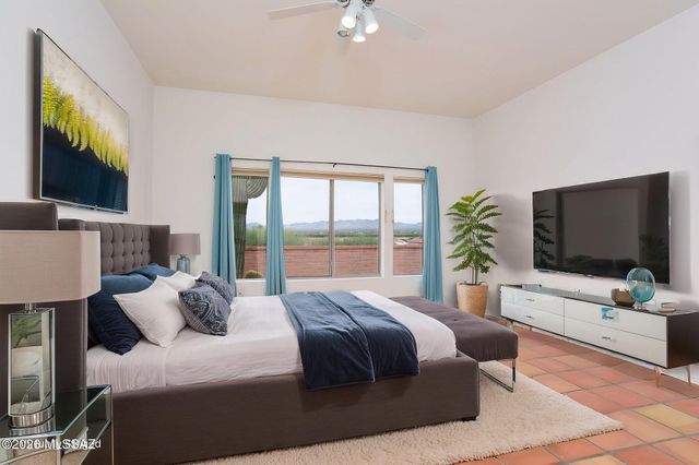 2327 S Cliff Drive, Green Valley, AZ 85614