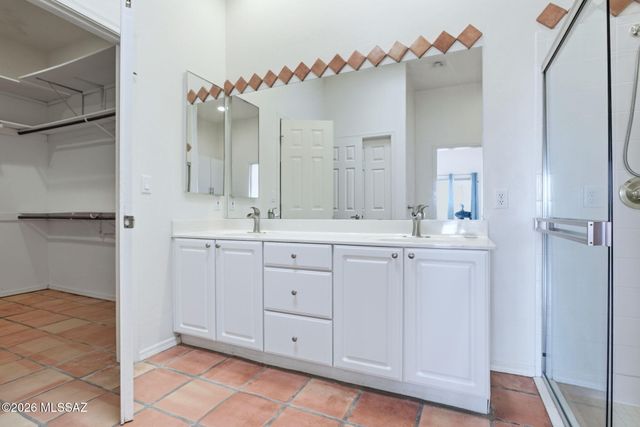 2327 S Cliff Drive, Green Valley, AZ 85614