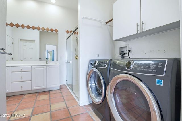 2327 S Cliff Drive, Green Valley, AZ 85614