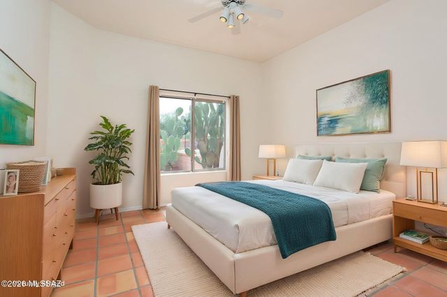 2327 S Cliff Drive, Green Valley, AZ 85614