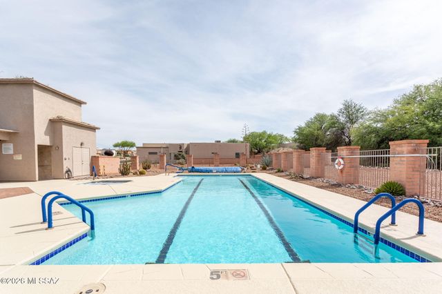 2327 S Cliff Drive, Green Valley, AZ 85614