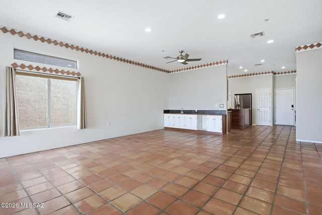 2327 S Cliff Drive, Green Valley, AZ 85614