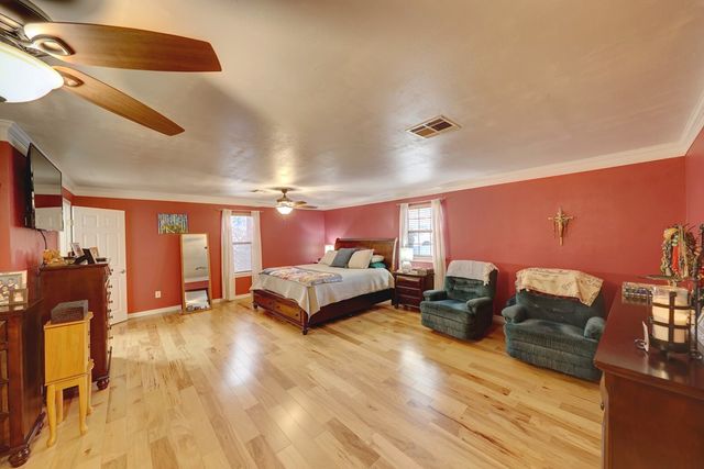 104 E 3rd St, Marfa, TX 79843