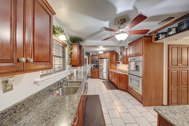 104 E 3rd St, Marfa, TX 79843