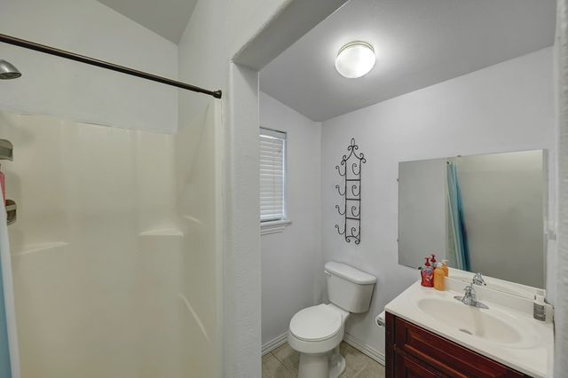 104 E 3rd St, Marfa, TX 79843