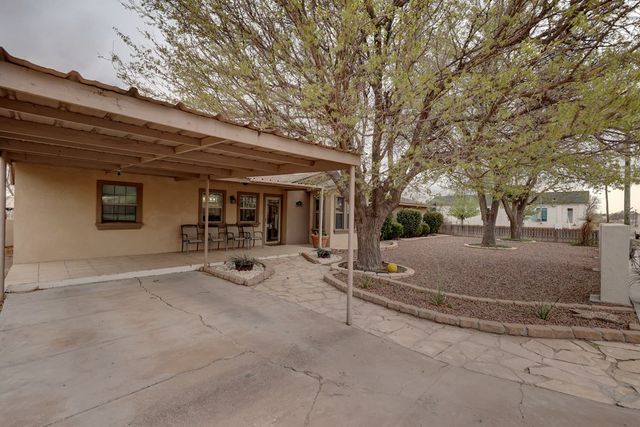 104 E 3rd St, Marfa, TX 79843