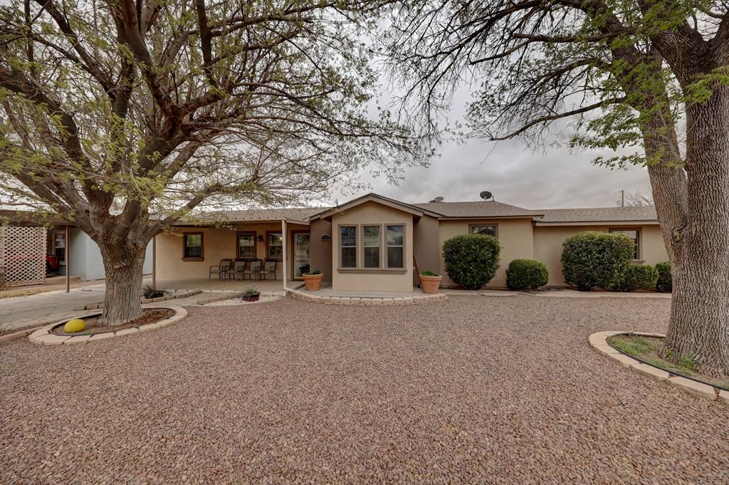 104 E 3rd St, Marfa, TX 79843