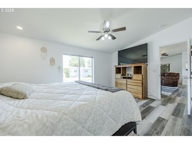 1415 S BERTELSEN Rd 96, Eugene, OR 97402