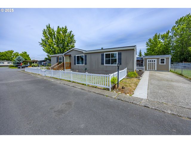 1415 S BERTELSEN Rd 96, Eugene, OR 97402