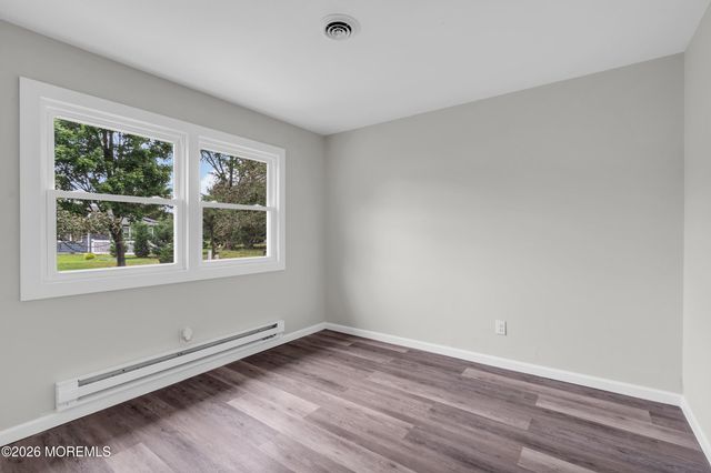 12 Norfolk Drive, Berkeley, NJ 08721