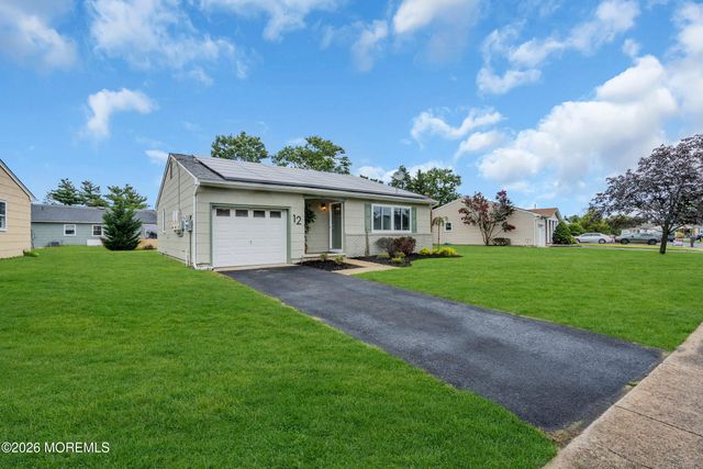 12 Norfolk Drive, Berkeley, NJ 08721