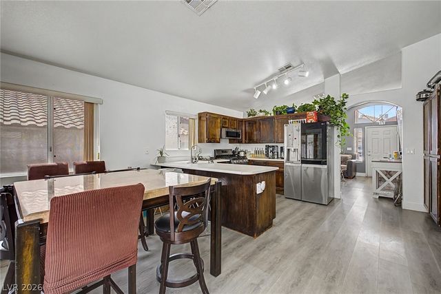 6609 Bush Clover Lane, Las Vegas, NV 89156
