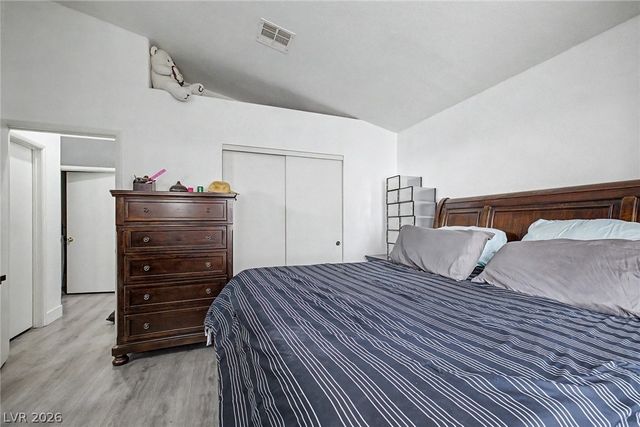 6609 Bush Clover Lane, Las Vegas, NV 89156
