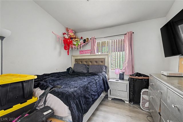 6609 Bush Clover Lane, Las Vegas, NV 89156