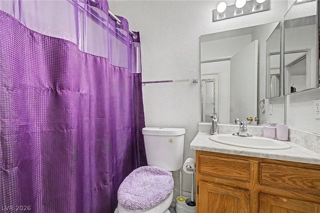 6609 Bush Clover Lane, Las Vegas, NV 89156