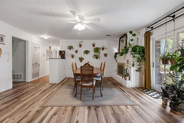 2 Bowie Pt, Sherwood, AR 72120