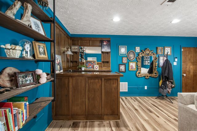 2 Bowie Pt, Sherwood, AR 72120
