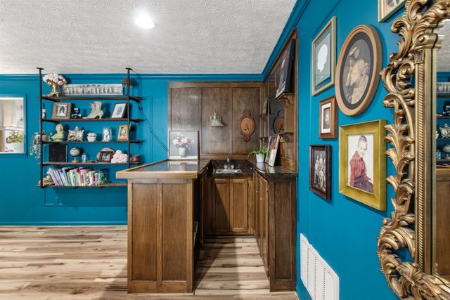 2 Bowie Pt, Sherwood, AR 72120