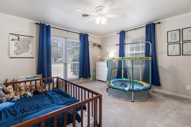 2 Bowie Pt, Sherwood, AR 72120