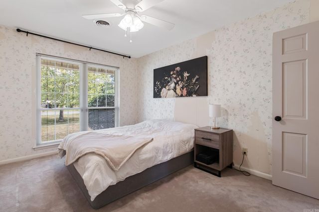 2 Bowie Pt, Sherwood, AR 72120