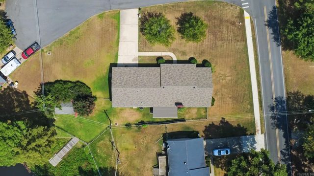 2 Bowie Pt, Sherwood, AR 72120