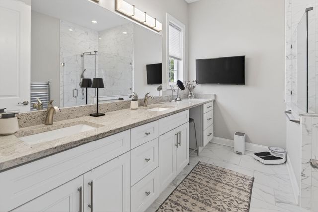 28 SAMJAN CIR, Hightstown, NJ 08520