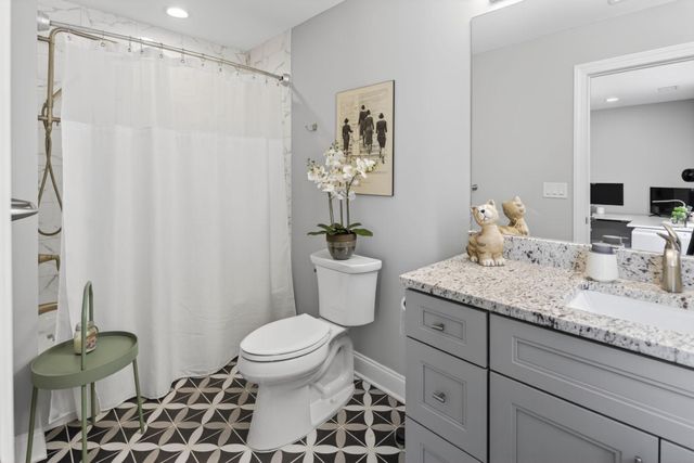 28 SAMJAN CIR, Hightstown, NJ 08520