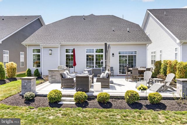 28 SAMJAN CIR, Hightstown, NJ 08520