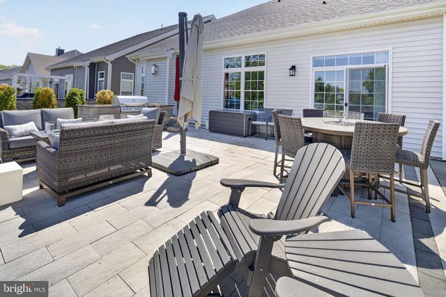 28 SAMJAN CIR, Hightstown, NJ 08520