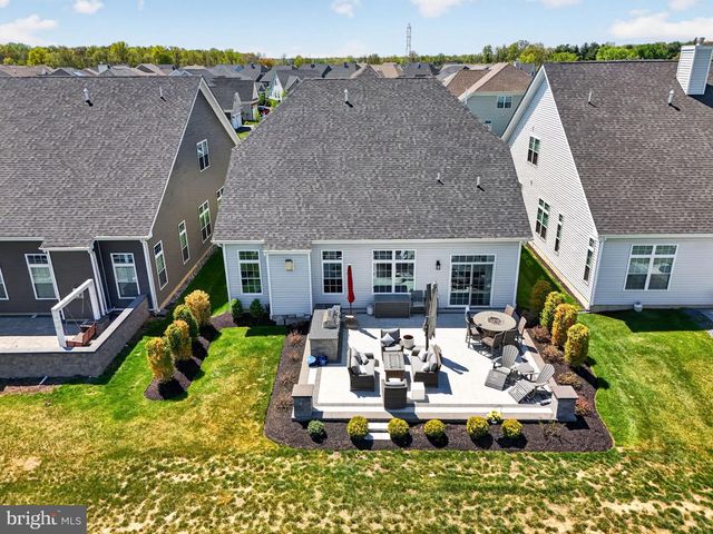 28 SAMJAN CIR, Hightstown, NJ 08520