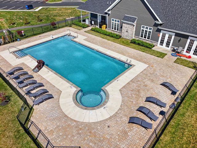 28 SAMJAN CIR, Hightstown, NJ 08520