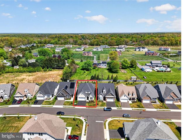 28 SAMJAN CIR, Hightstown, NJ 08520