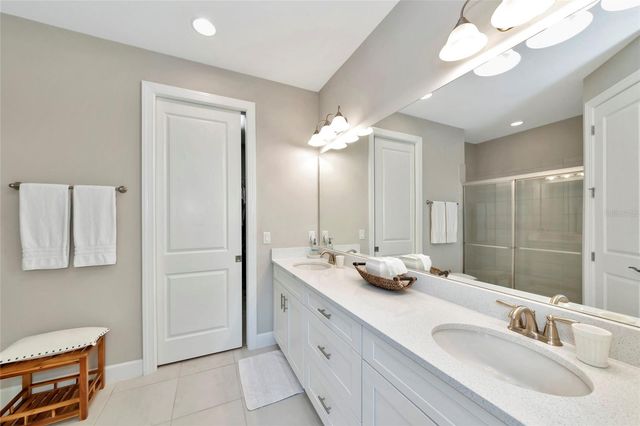5328 POPOLI WAY WAY, Sarasota, FL 34238