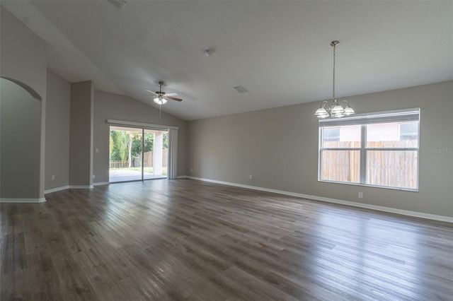 6806 GUILFORD CREST DRIVE, Apollo Beach, FL 33572