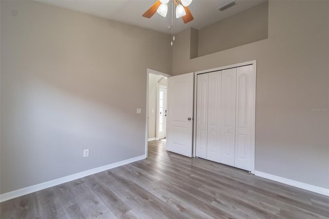 6806 GUILFORD CREST DRIVE, Apollo Beach, FL 33572