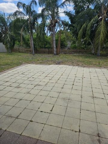 6806 GUILFORD CREST DRIVE, Apollo Beach, FL 33572