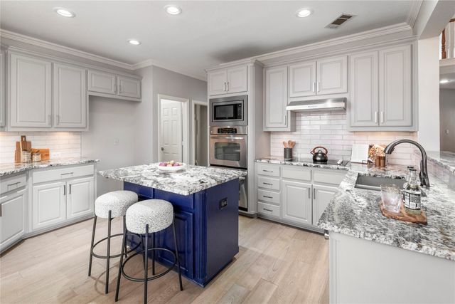 606 Eagle Court, Keller, TX 76248