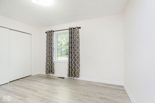 249 Lori Ann Drive, Whiteland, IN 46184