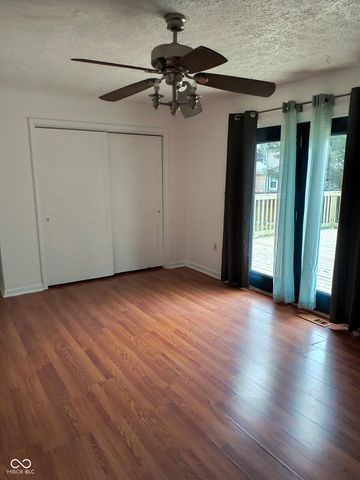 249 Lori Ann Drive, Whiteland, IN 46184