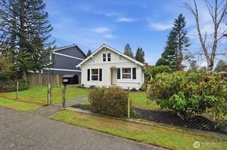 8127 11th Avenue SW, Seattle, WA 98106