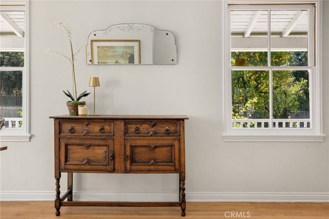 1433 Del Monte Drive, Glendale, CA 91207