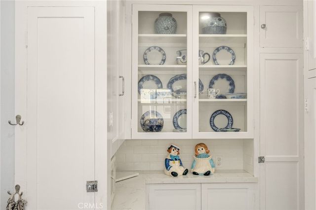 1433 Del Monte Drive, Glendale, CA 91207