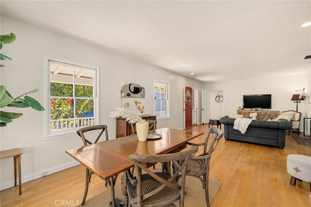 1433 Del Monte Drive, Glendale, CA 91207